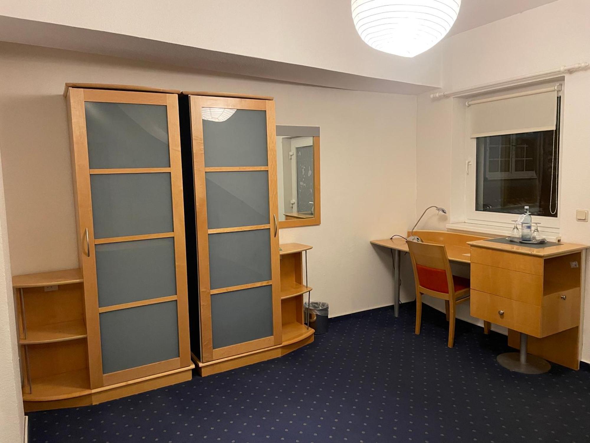 Hotel Zum Strand Rostock Exterior foto